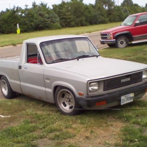 1982 mazda b-series photo