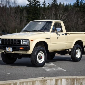 1983 toyota pick-up photo