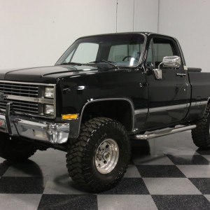 1984 chevrolet ck-pickup photo