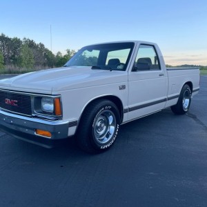 1984 gmc jimmy-s15 photo