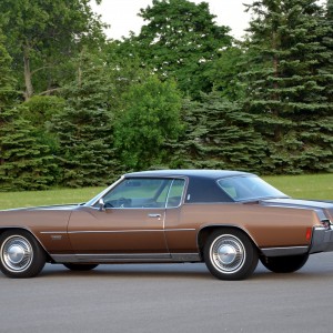 1984 oldsmobile toronado photo