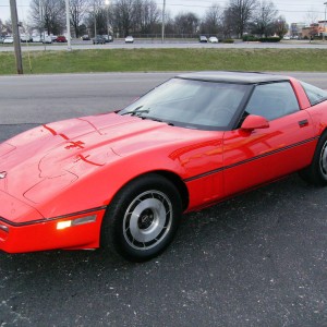 1985 chevrolet corvette photo