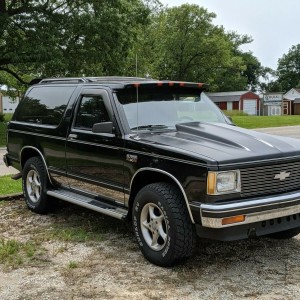 1985 chevrolet s10-blazer photo