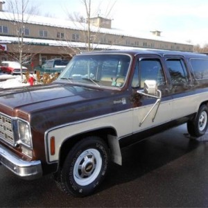 1985 chevrolet suburban photo