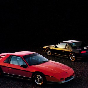 1985 pontiac fiero photo