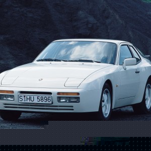 1985 porsche 944 photo