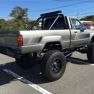 1985 toyota pick-up photo