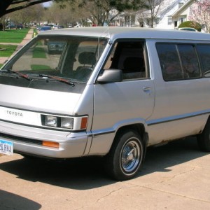 1985 toyota van photo