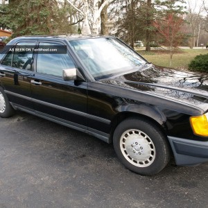 1986 mercedes-benz 300 photo