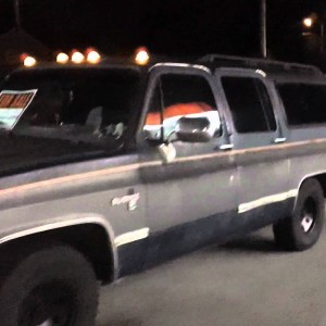 1987 chevrolet suburban photo