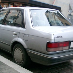 1987 mazda 323 photo