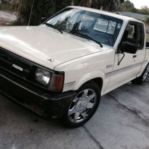 1987 mazda b-series photo