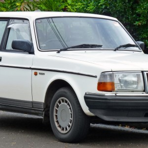 1987 volvo 240-series photo