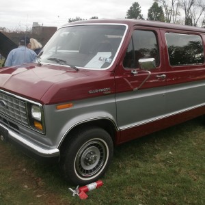 1988 ford e-150 photo