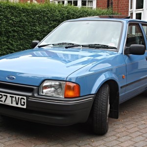 1988 ford escort-gl photo