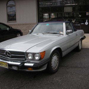 1988 mercedes-benz 560 photo