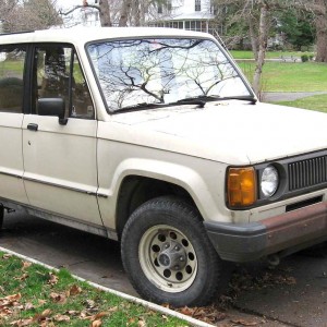 1989 isuzu trooper photo