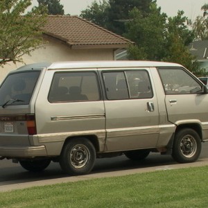 1989 toyota van photo