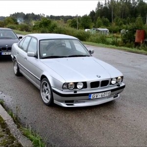 1990 bmw 525i photo