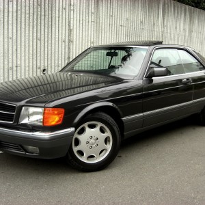 1990 mercedes-benz 560 photo