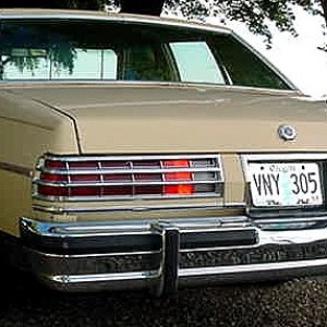 1990 pontiac bonneville photo