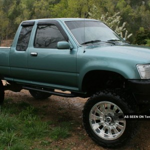 1990 toyota pick-up photo