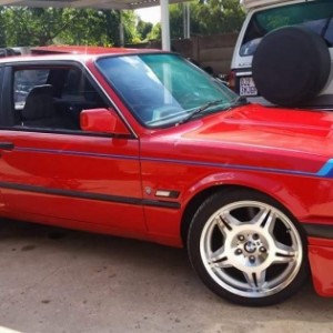 1991 bmw 325is photo
