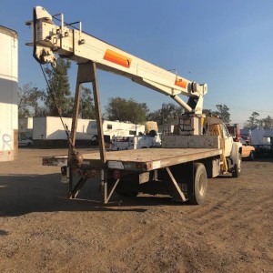1991 ford f-800 photo