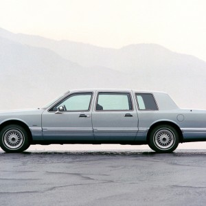 1991 lincoln town-car photo