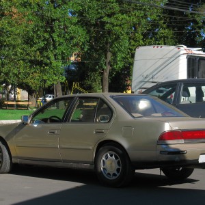 1991 nissan maxima photo
