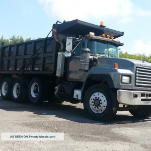 1992 mack rd photo