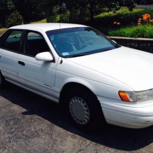 1993 ford taurus-gl photo