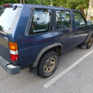 1993 nissan pathfinder photo
