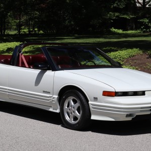1993 oldsmobile cutlass-supreme-s photo