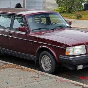 1993 volvo 240-series photo