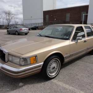 1994 lincoln town-car photo
