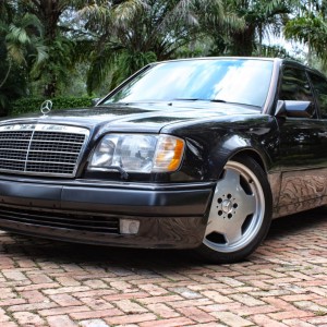 1994 mercedes-benz e-class photo