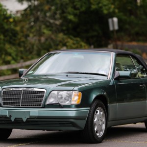 1994 mercedes-benz e320 photo