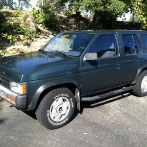 1994 nissan pathfinder photo