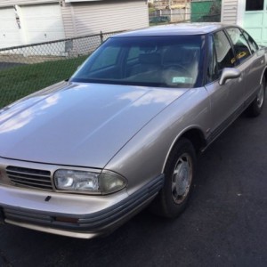 1994 oldsmobile eighty-eight-88 photo