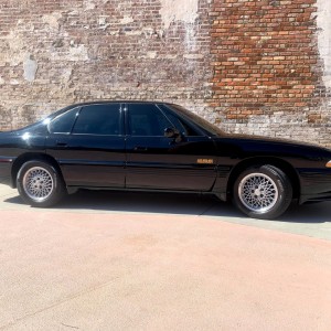 1994 pontiac bonneville-sse photo