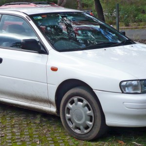 1994 subaru impreza photo