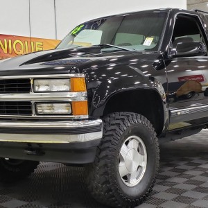 1995 chevrolet tahoe-base-ls-lt photo