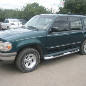 1995 ford explorer photo