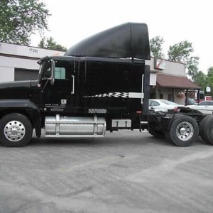 1995 freightliner long-conv photo