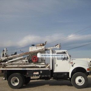 1995 international 4800 photo