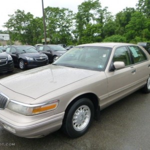 1995 mercury grand-marquis photo