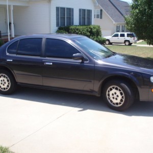 1995 nissan maxima-glegxese photo