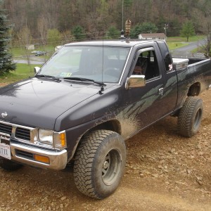 1995 nissan pickup photo