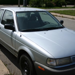 1995 nissan sentra photo